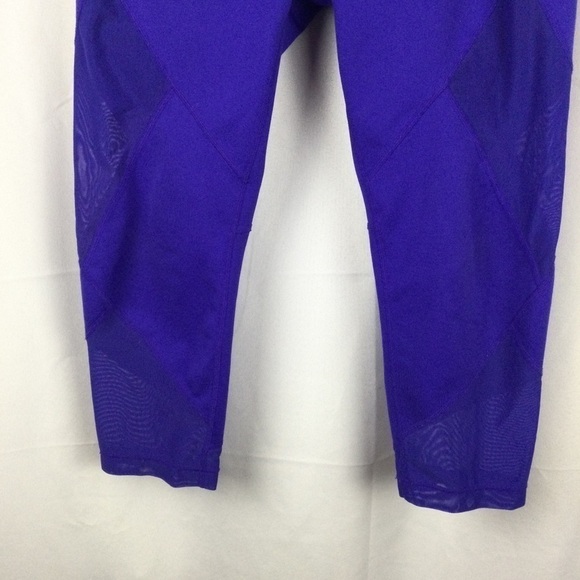 Athleta mesh Sonar Capri Leggings Size Small Purple - Picture 4 of 7